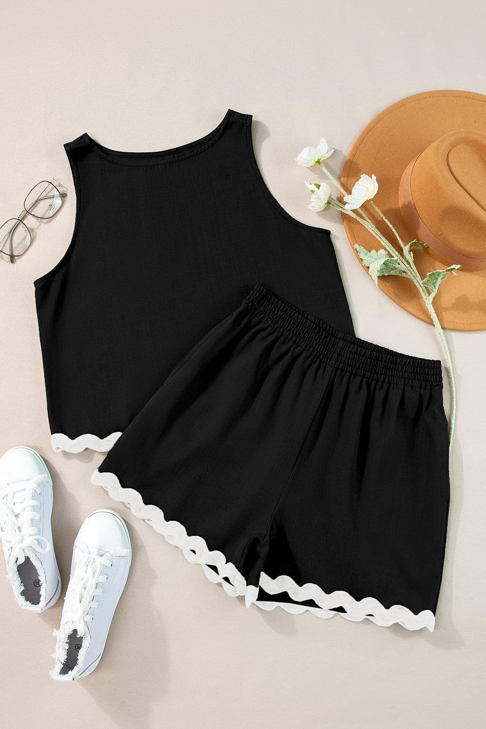 Black ricrac trim shorts set: front